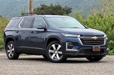 2023 Chevrolet Traverse LT Leather