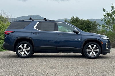 2023 Chevrolet Traverse LT Leather