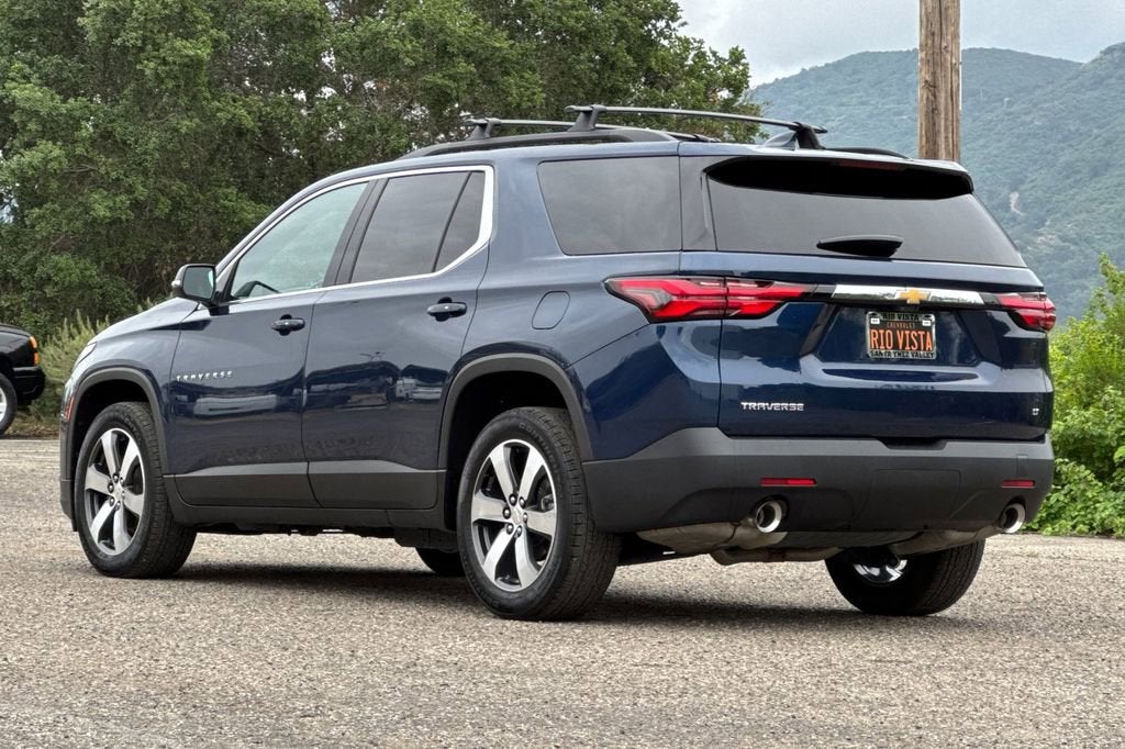 2023 Chevrolet Traverse LT Leather