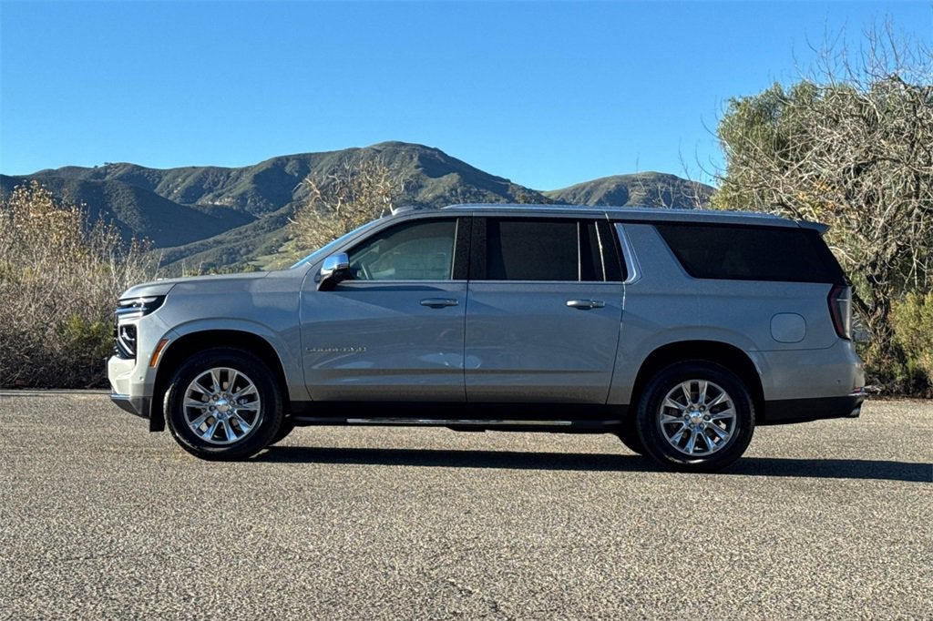 2025 Chevrolet Suburban Premier