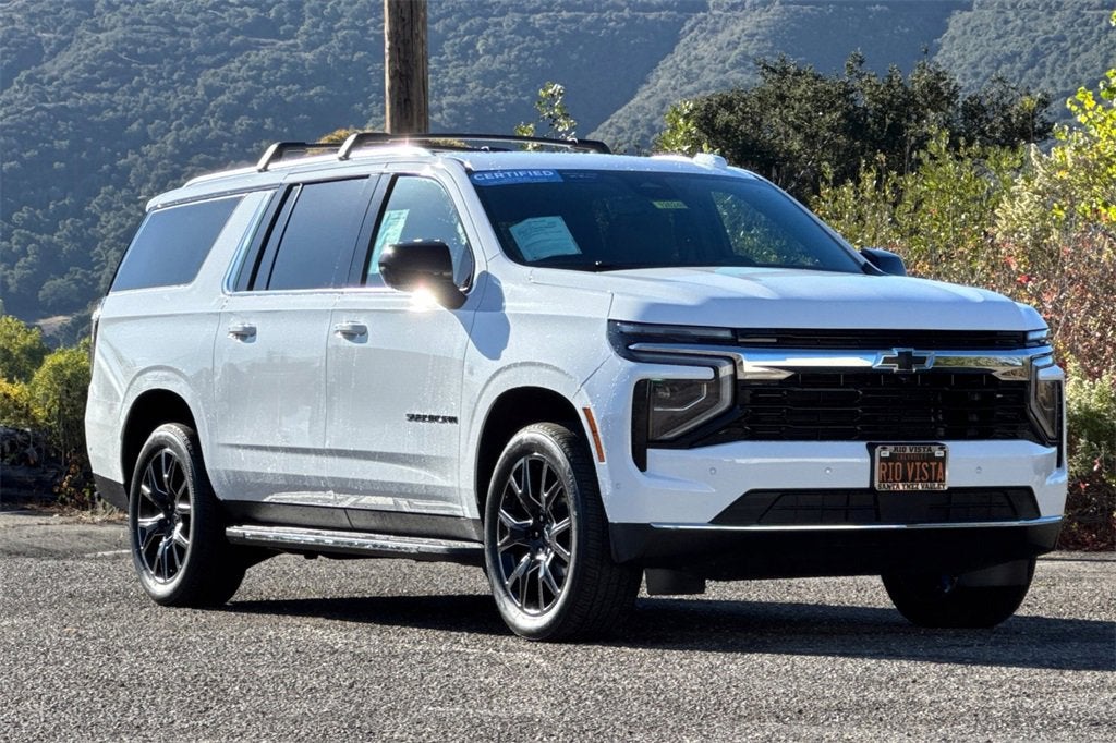 2025 Chevrolet Suburban LS