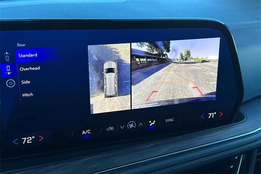 2025 Chevrolet Suburban LS