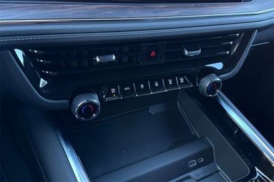 2025 Chevrolet Suburban LS