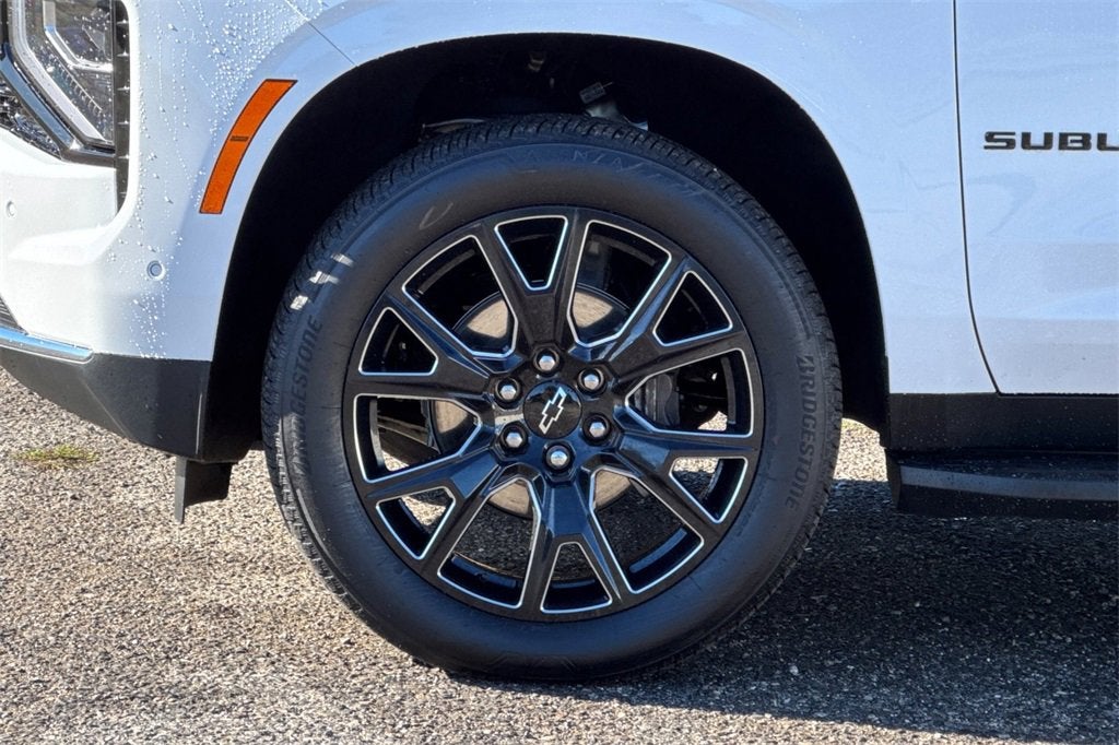 2025 Chevrolet Suburban LS