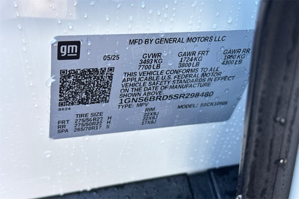 2025 Chevrolet Suburban LS