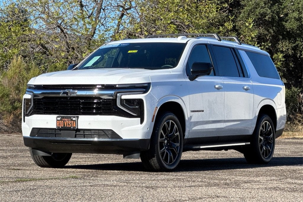 2025 Chevrolet Suburban LS