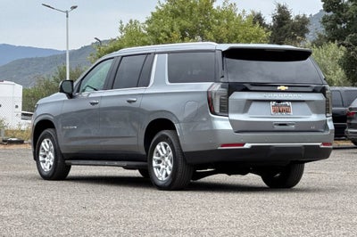 2026 Chevrolet Suburban LT
