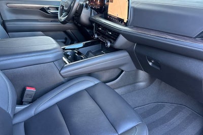 2025 Chevrolet Suburban Z71
