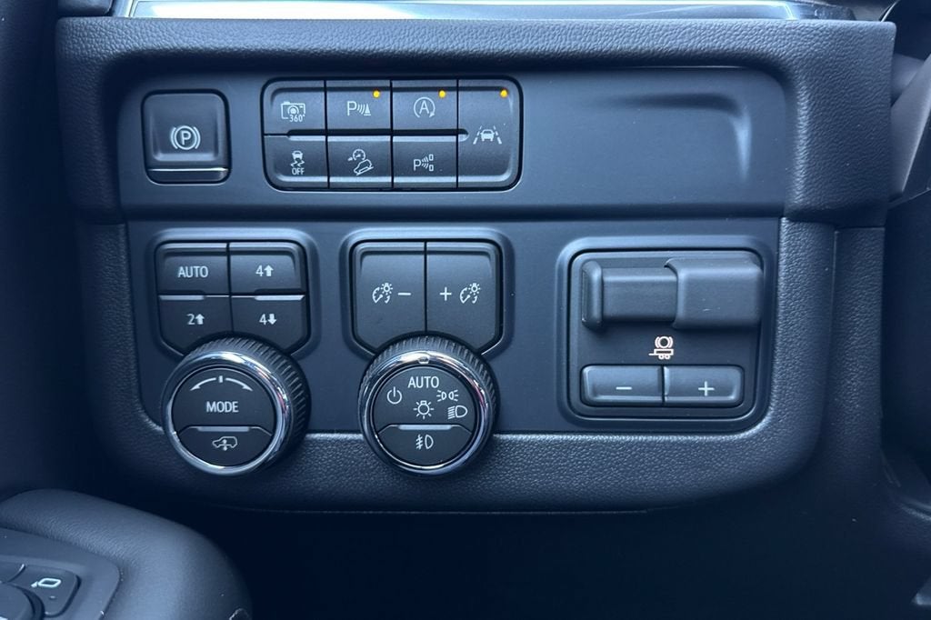 2026 Chevrolet Tahoe Z71 - Photo 28