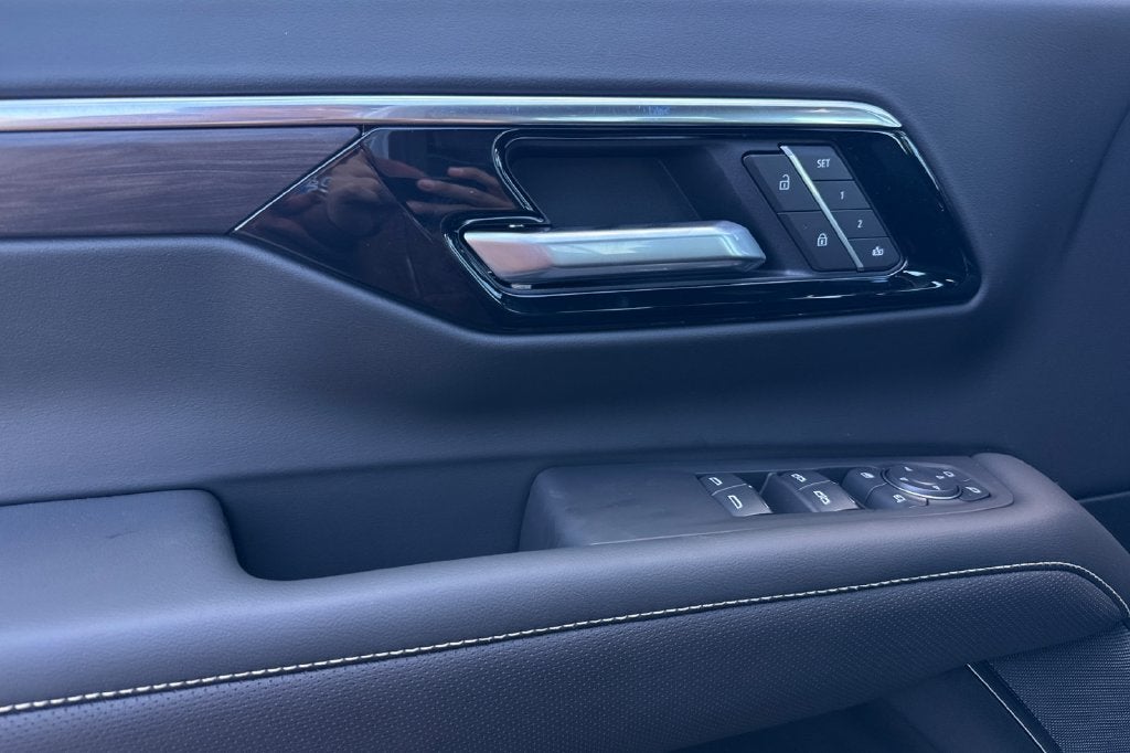 2027 Chevrolet Tahoe Premier