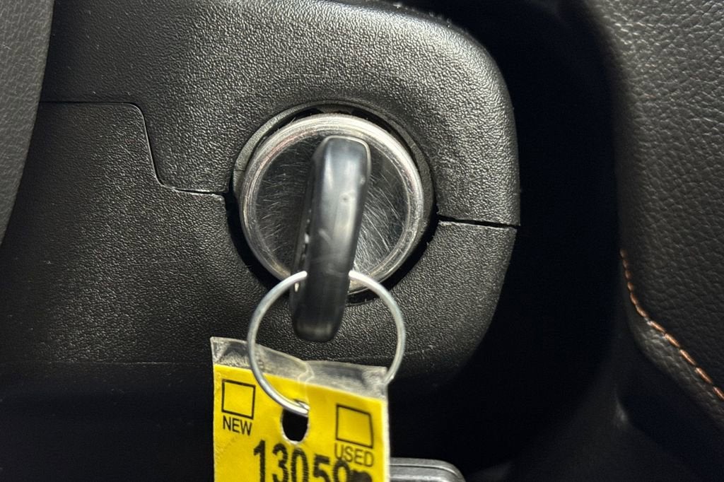 2022 GMC Canyon AT4 - Cloth