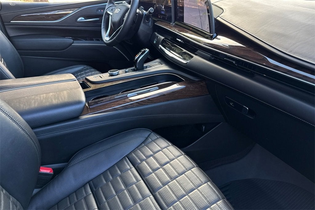 2023 Cadillac Escalade ESV Sport Platinum