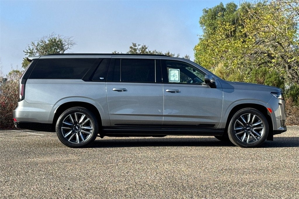 2023 Cadillac Escalade ESV Sport Platinum