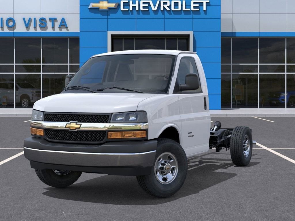 2026 Chevrolet Express Cutaway 3500 1WT