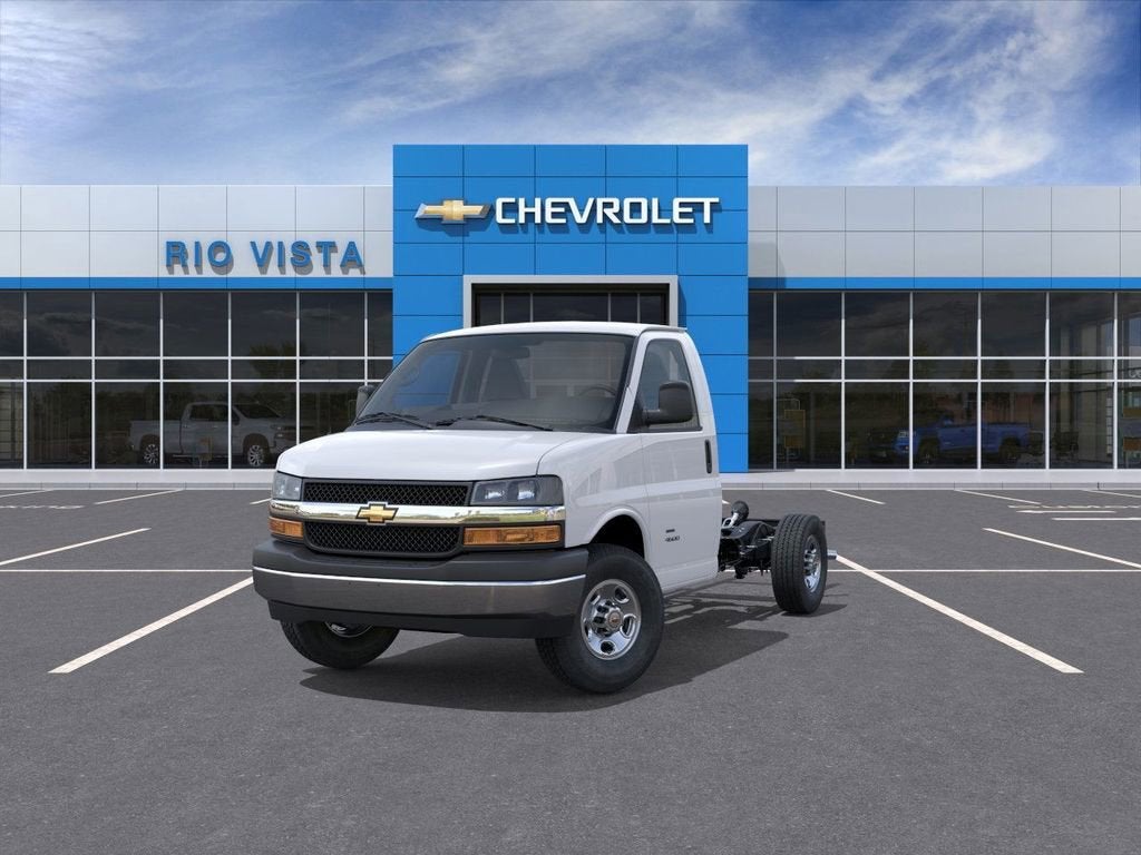 2026 Chevrolet Express Cutaway 3500 1WT