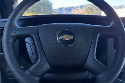 2025 Chevrolet Express Cutaway 3500 1WT
