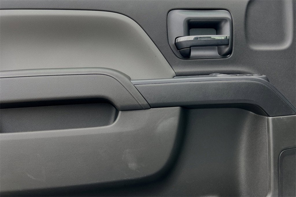 2023 Chevrolet Silverado 5500 HD Work Truck