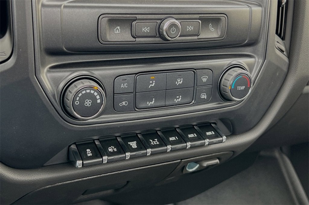 2023 Chevrolet Silverado 5500 HD Work Truck