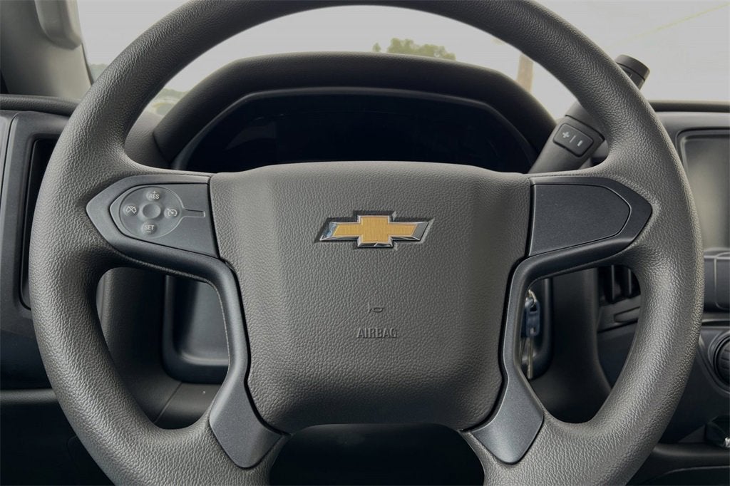 2023 Chevrolet Silverado 5500 HD Work Truck