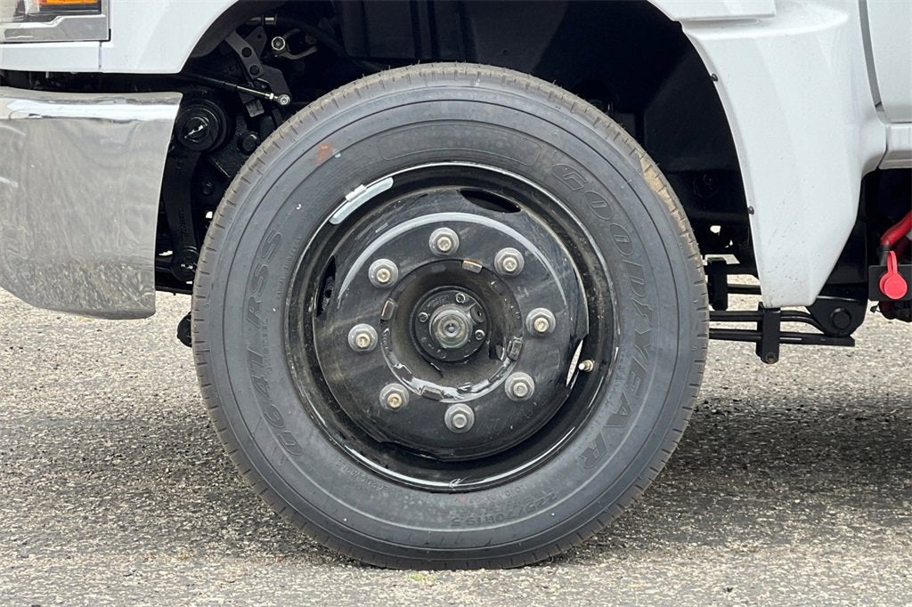 2023 Chevrolet Silverado 5500 HD Work Truck