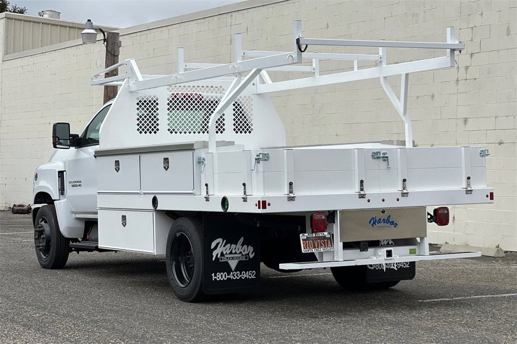2023 Chevrolet Silverado 5500 HD Work Truck
