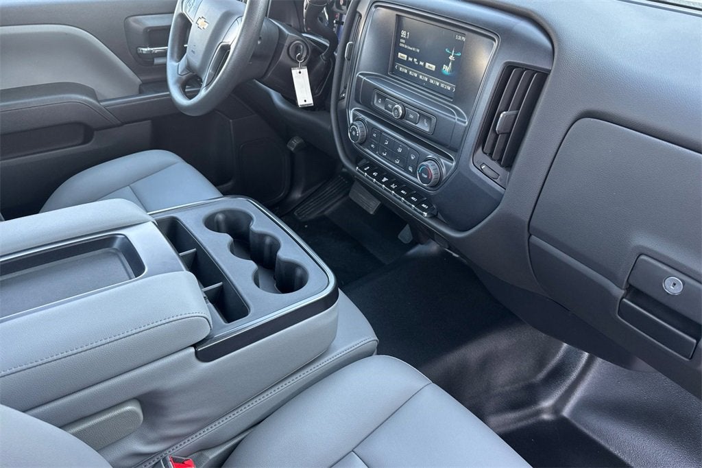 2023 Chevrolet Silverado 5500 HD Work Truck