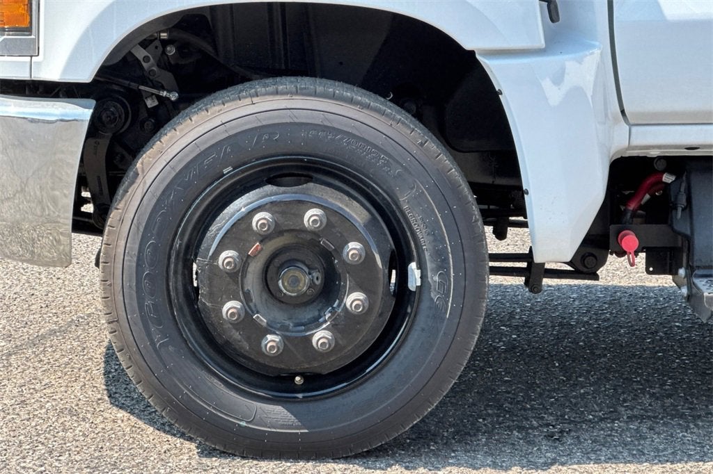 2023 Chevrolet Silverado 5500 HD Work Truck