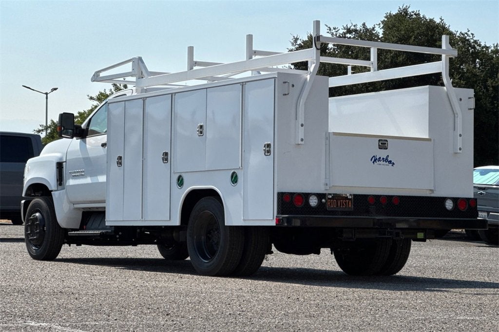 2023 Chevrolet Silverado 5500 HD Work Truck