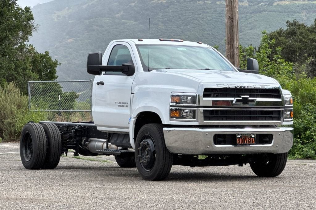 2024 Chevrolet Silverado 5500 HD Work Truck