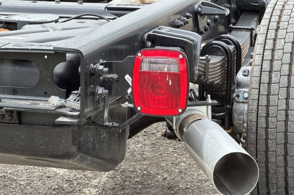 2024 Chevrolet Silverado 5500 HD Work Truck