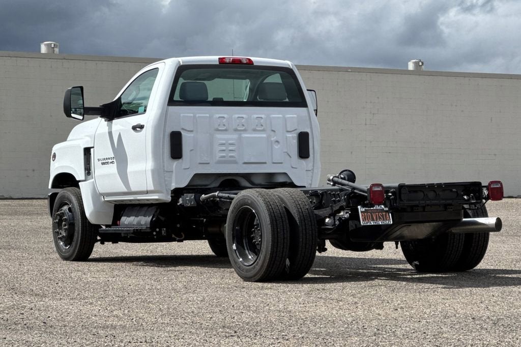 2024 Chevrolet Silverado 5500 HD Work Truck