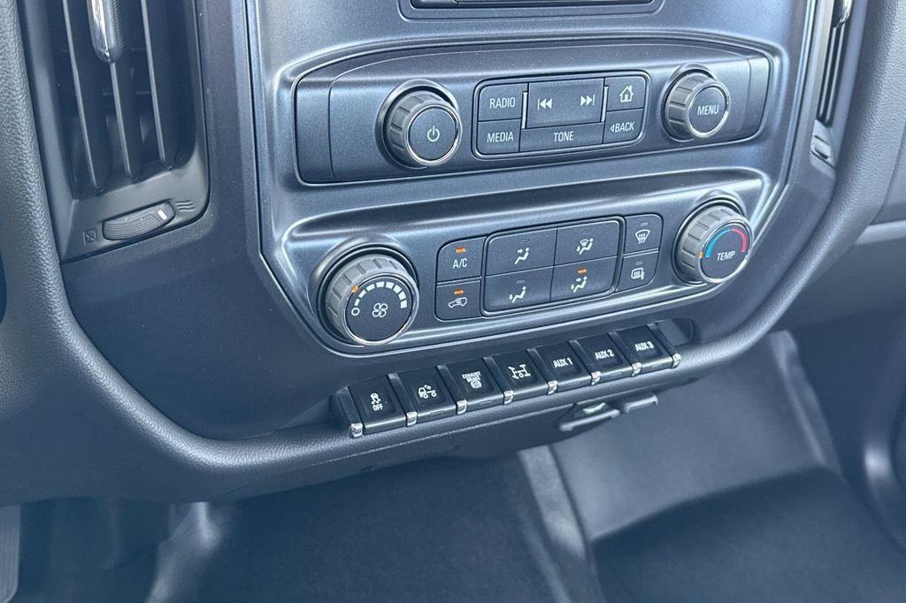 2024 Chevrolet Silverado 5500 HD Work Truck