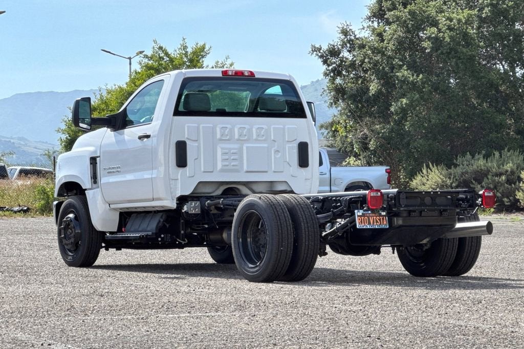 2024 Chevrolet Silverado 5500 HD Work Truck