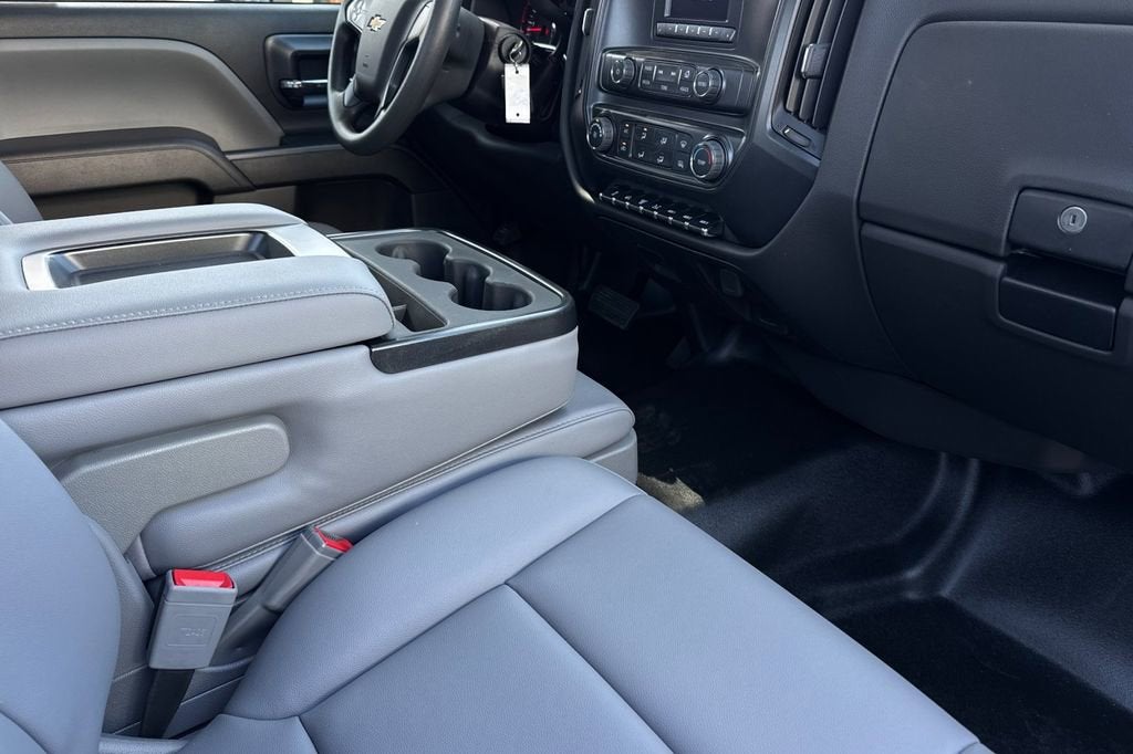 2024 Chevrolet Silverado 5500 HD Work Truck