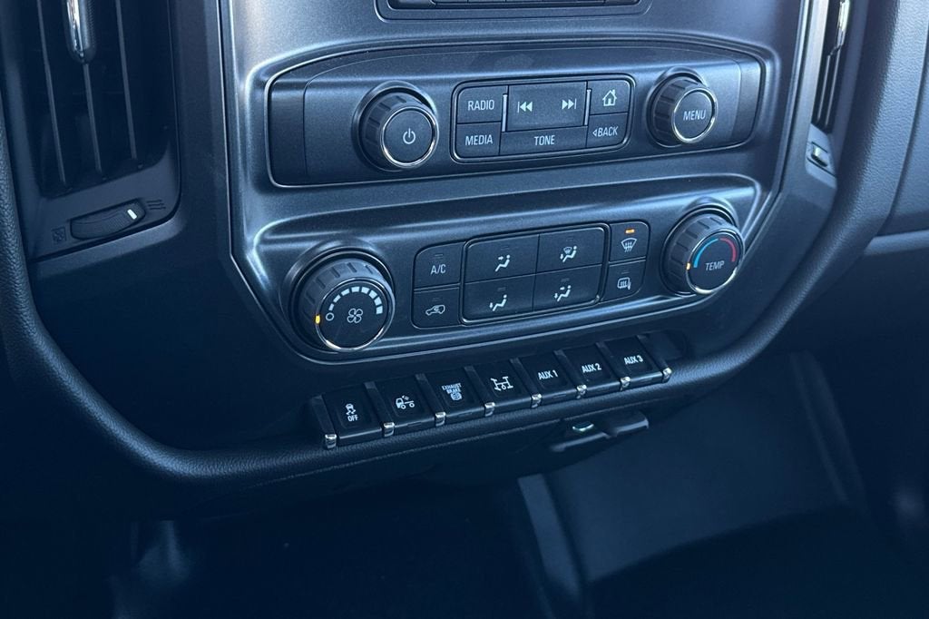 2024 Chevrolet Silverado 5500 HD Work Truck