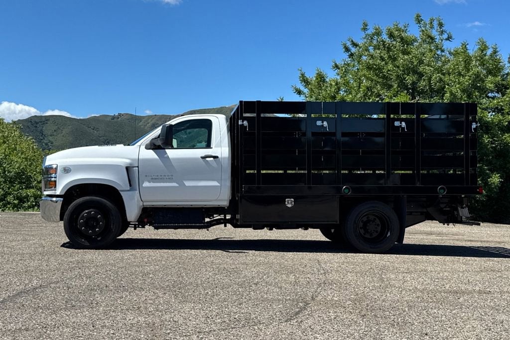 2024 Chevrolet Silverado 5500 HD Work Truck