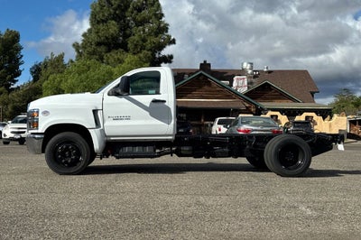 2024 Chevrolet Silverado 5500 HD Work Truck