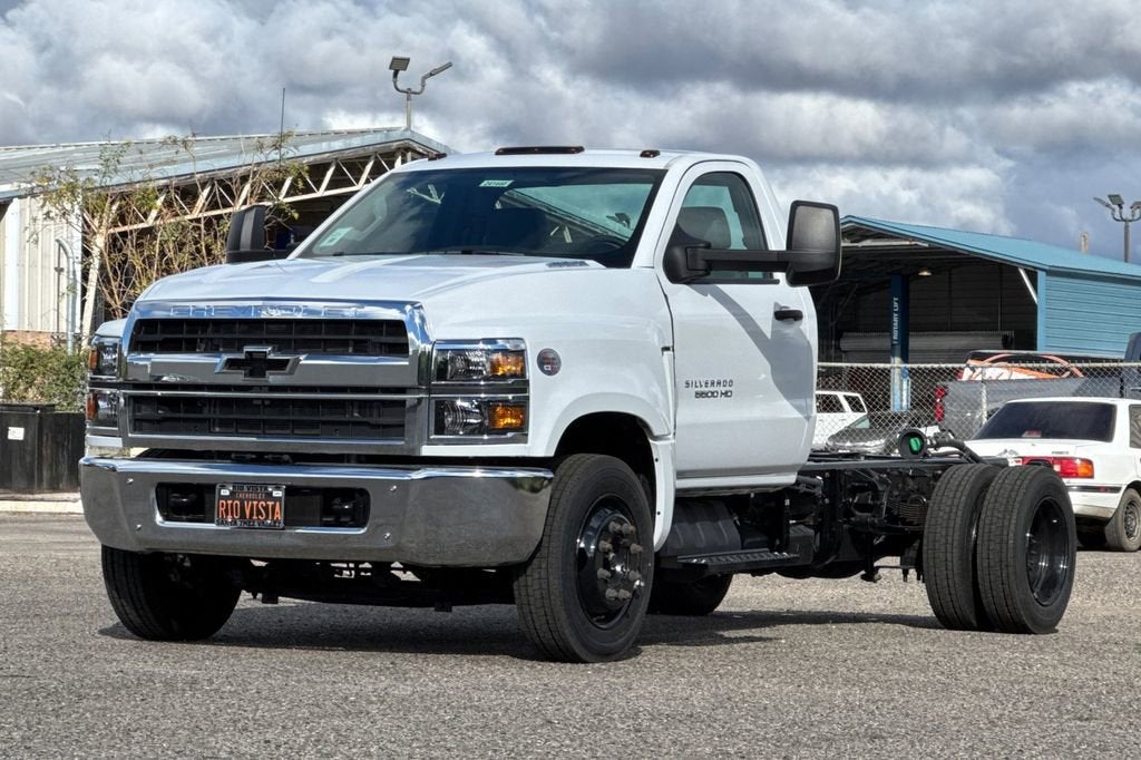 2024 Chevrolet Silverado 5500 HD Work Truck