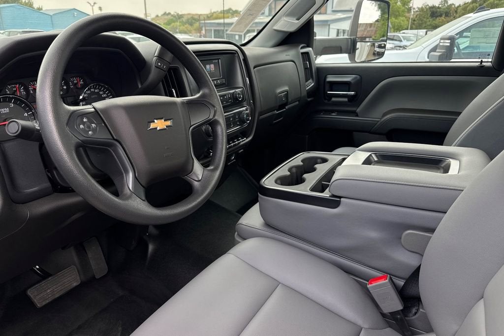 2024 Chevrolet Silverado 5500 HD Work Truck