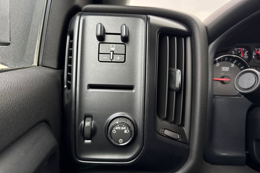 2024 Chevrolet Silverado 5500 HD Work Truck