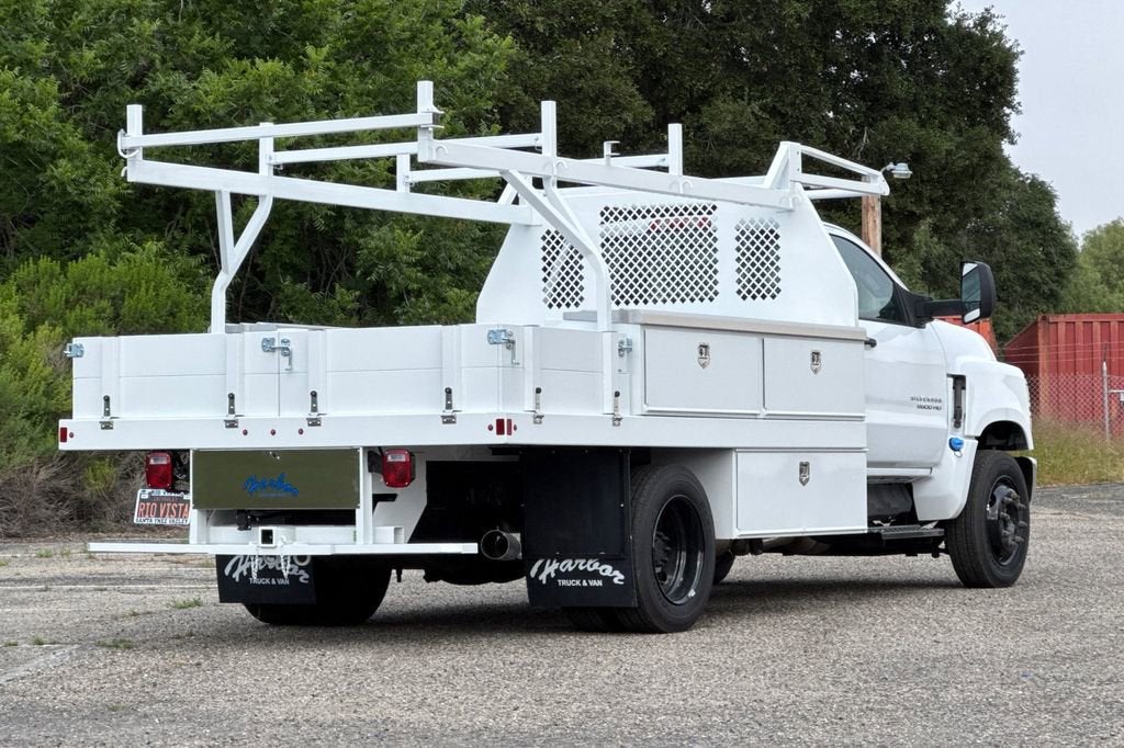 2024 Chevrolet Silverado 5500 HD Work Truck