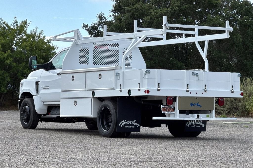 2024 Chevrolet Silverado 5500 HD Work Truck