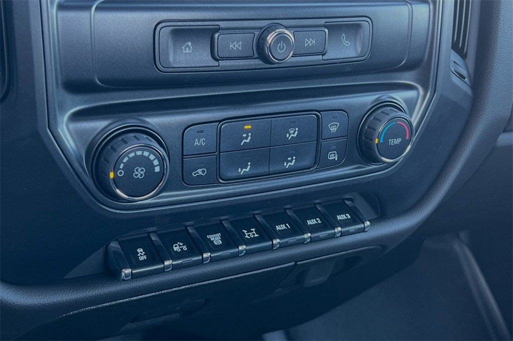 2023 Chevrolet Silverado 5500 HD Work Truck