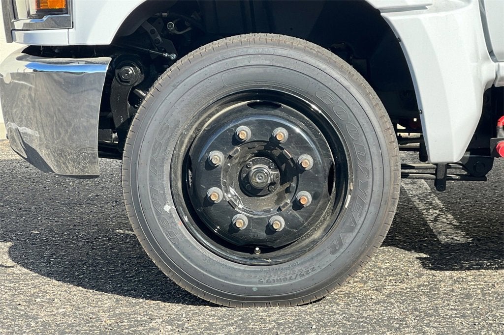 2023 Chevrolet Silverado 5500 HD Work Truck