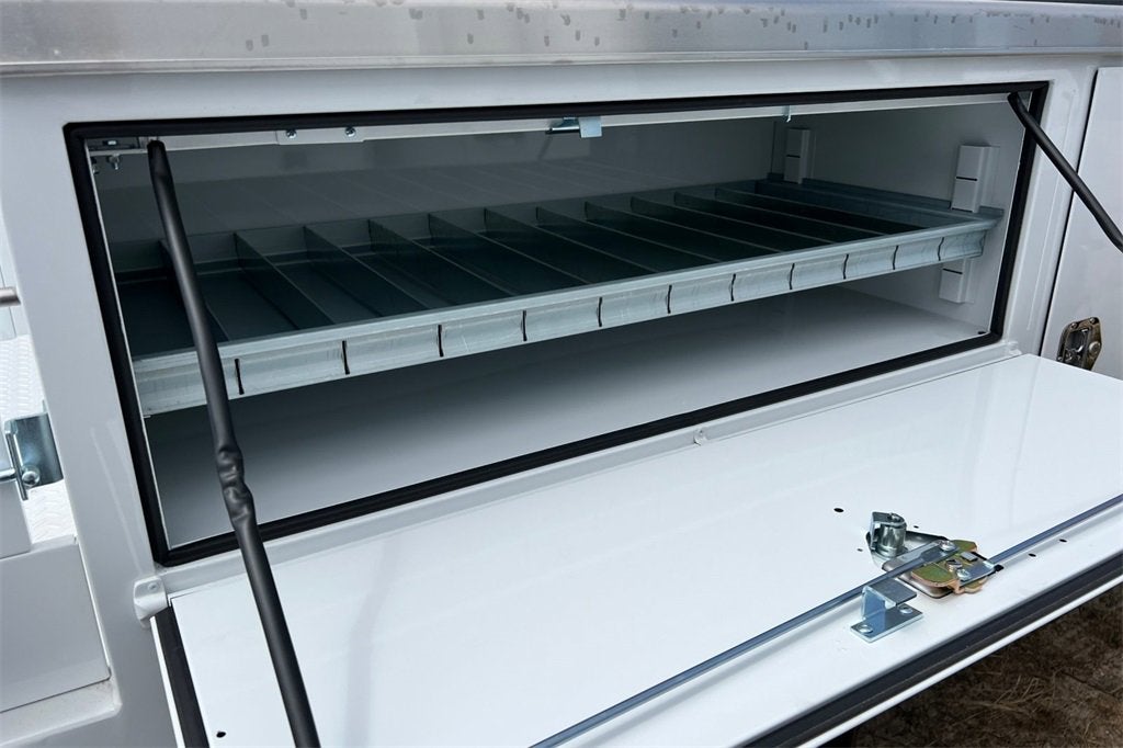 2023 Chevrolet Silverado 5500 HD Work Truck