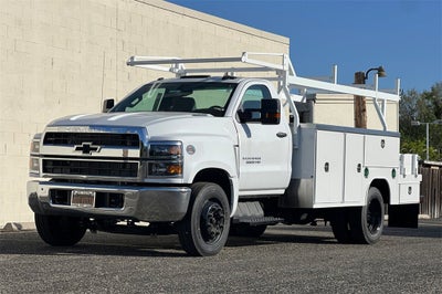 2023 Chevrolet Silverado 5500 HD Work Truck
