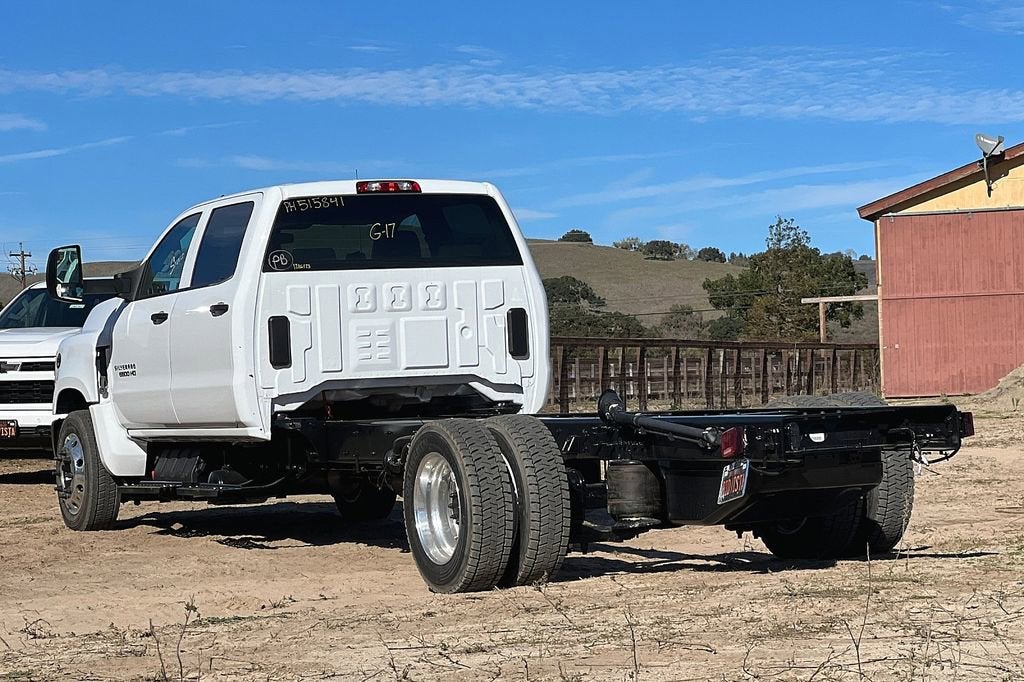 2023 Chevrolet Silverado 6500 HD Work Truck