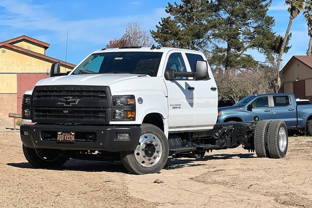 2023 Chevrolet Silverado 6500 HD Work Truck