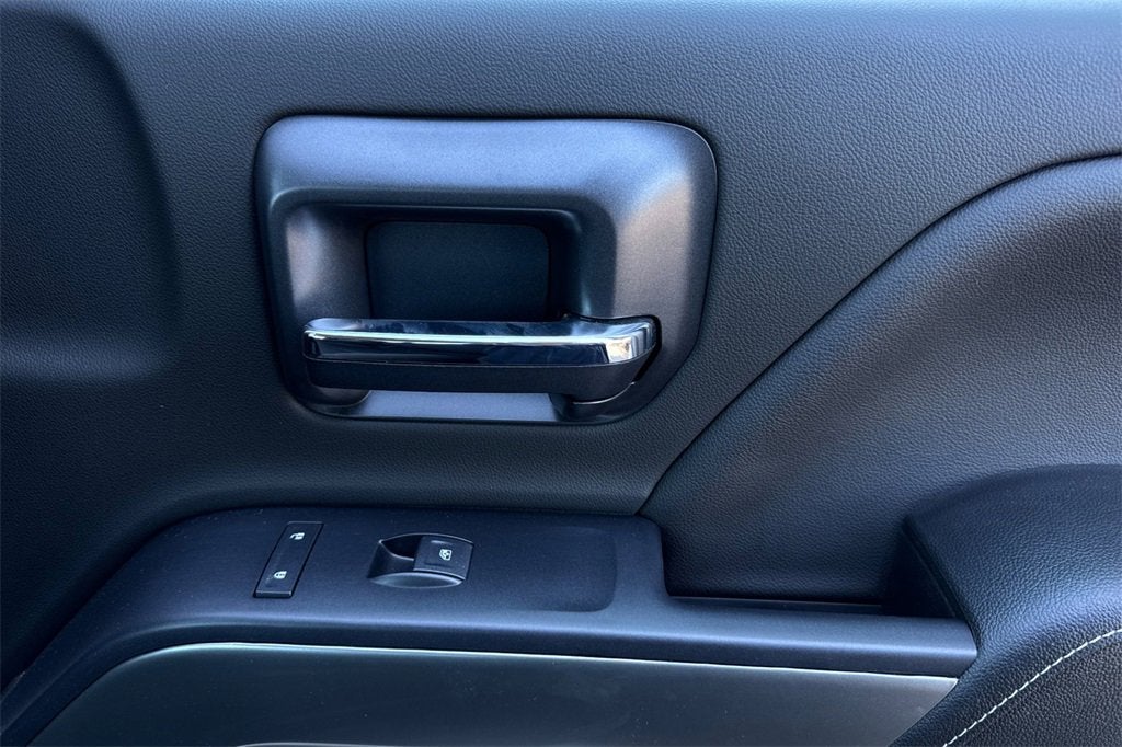 2021 Chevrolet Silverado 6500 HD LT