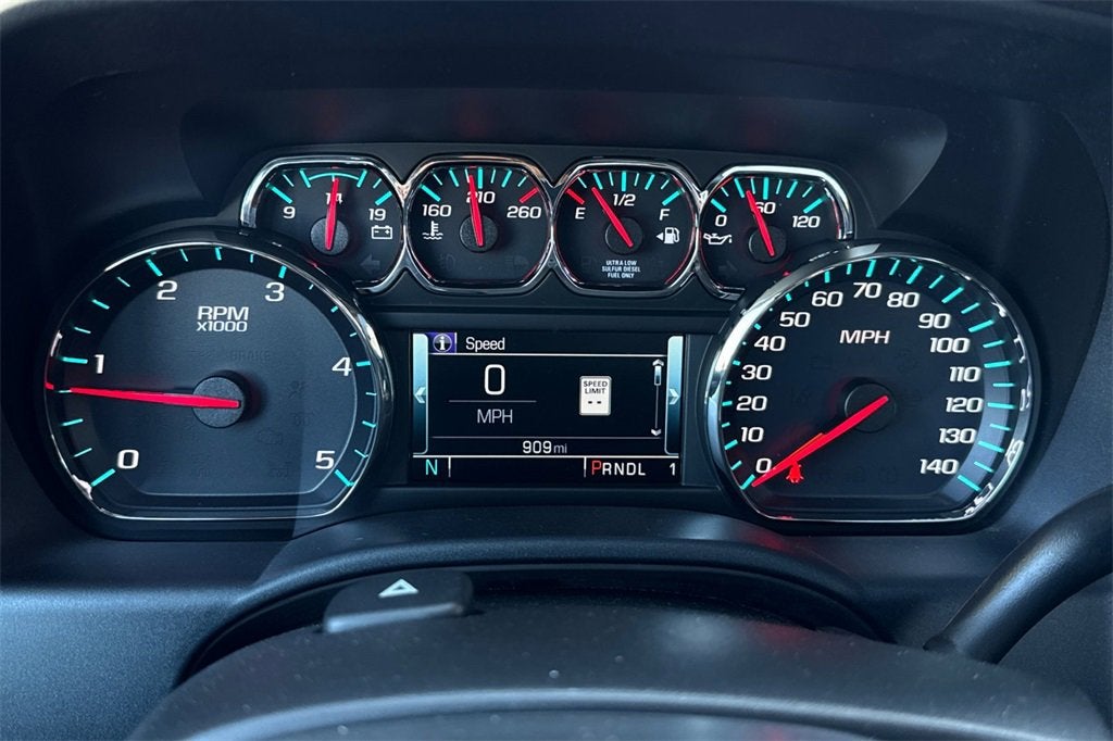 2021 Chevrolet Silverado 6500 HD LT